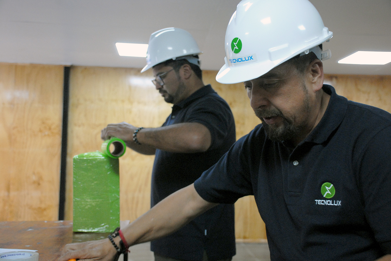 Equipo Tecnolux Industrial en la casa matriz de Puerto Montt